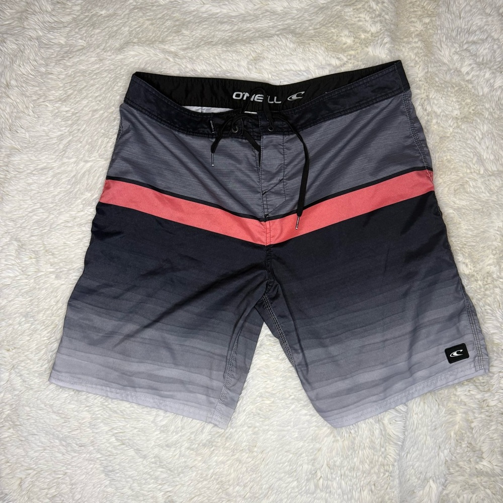 O'Neill Gray/black/Red ombré Board Shorts 7” inseam 36” waist